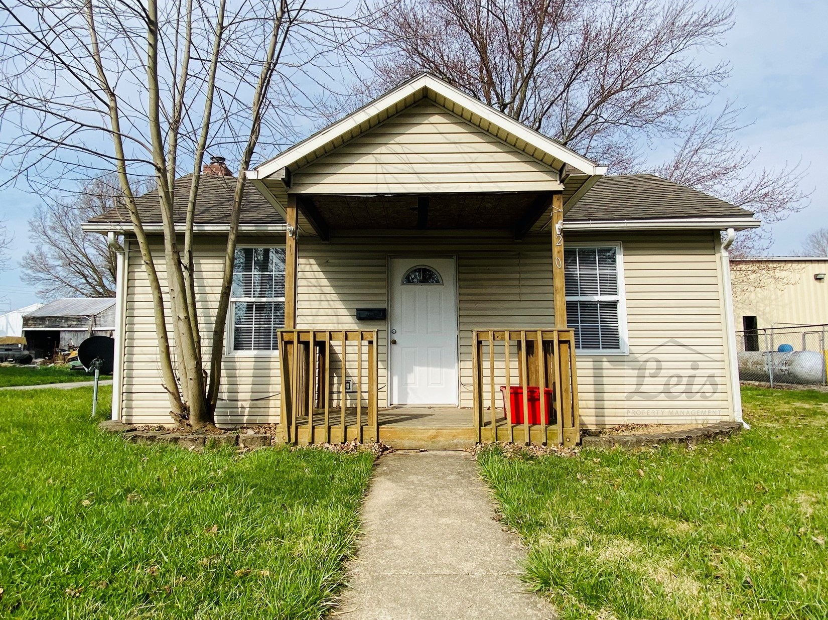 Property main image