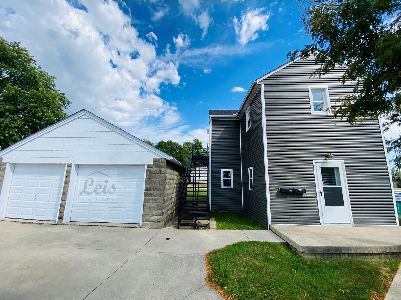 277 North West Street