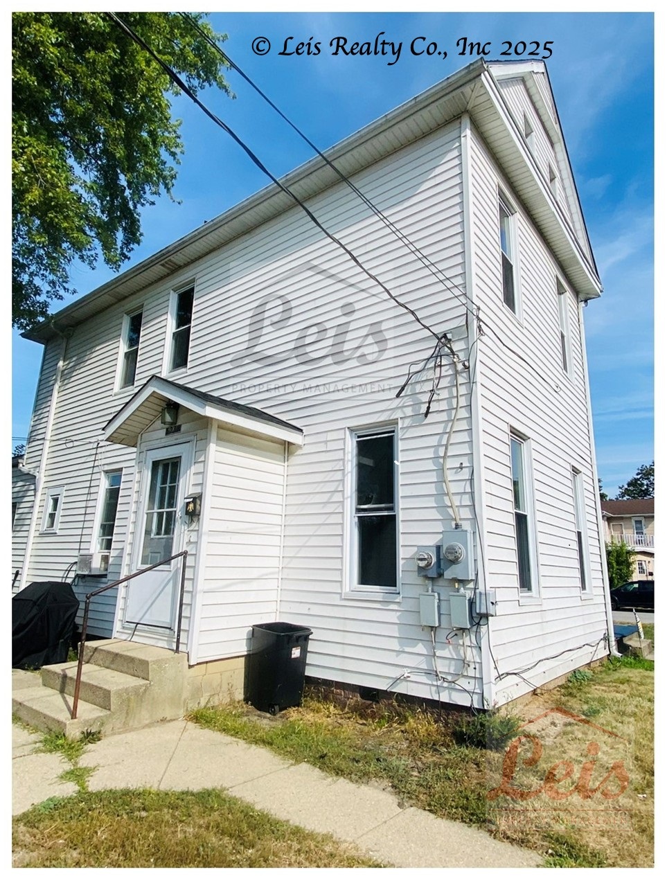 323 1/2 North Sugar Street - 1